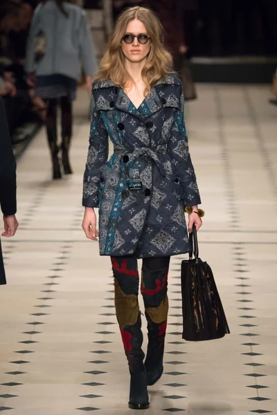 Look 34